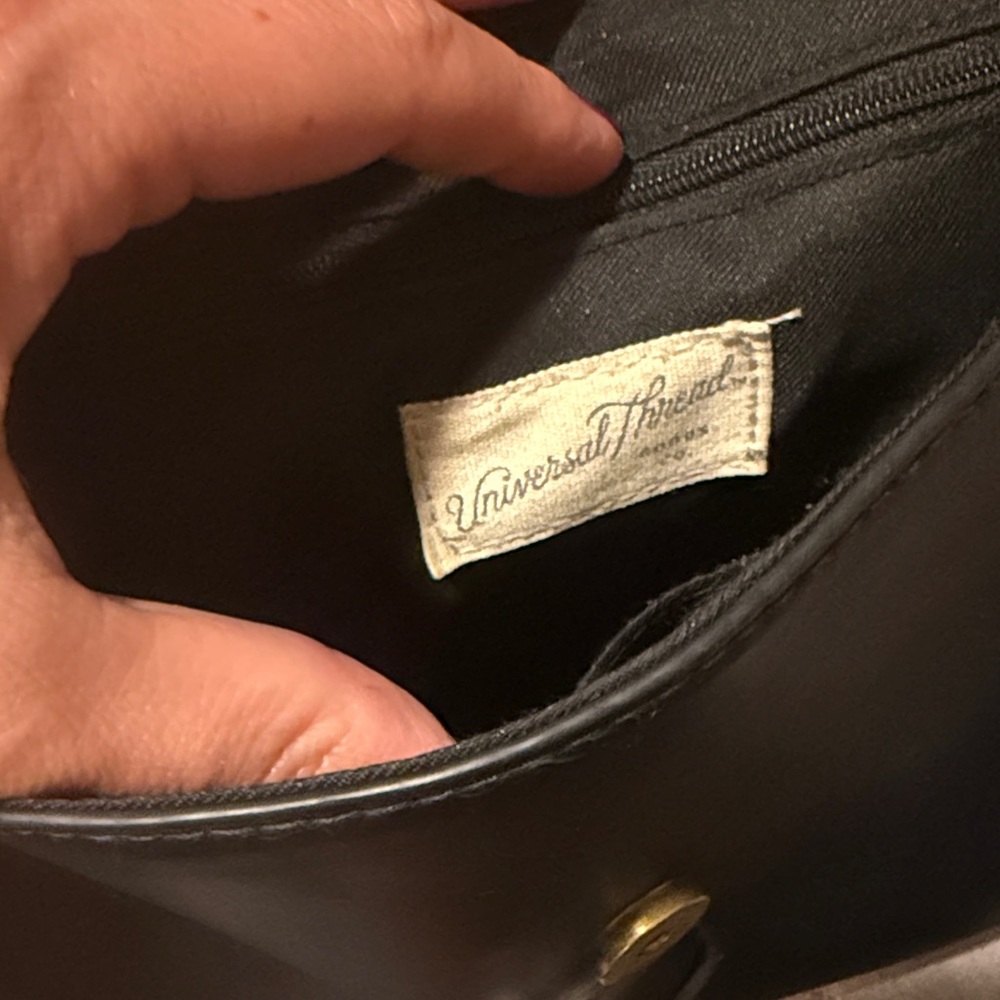 Universal Thread Black Quilted Shoulder Bag - image 4